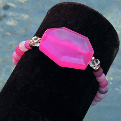 Pink Agates, Clear Quartz Heart, and 14 Kt Rose Gf Stretch Bracelet