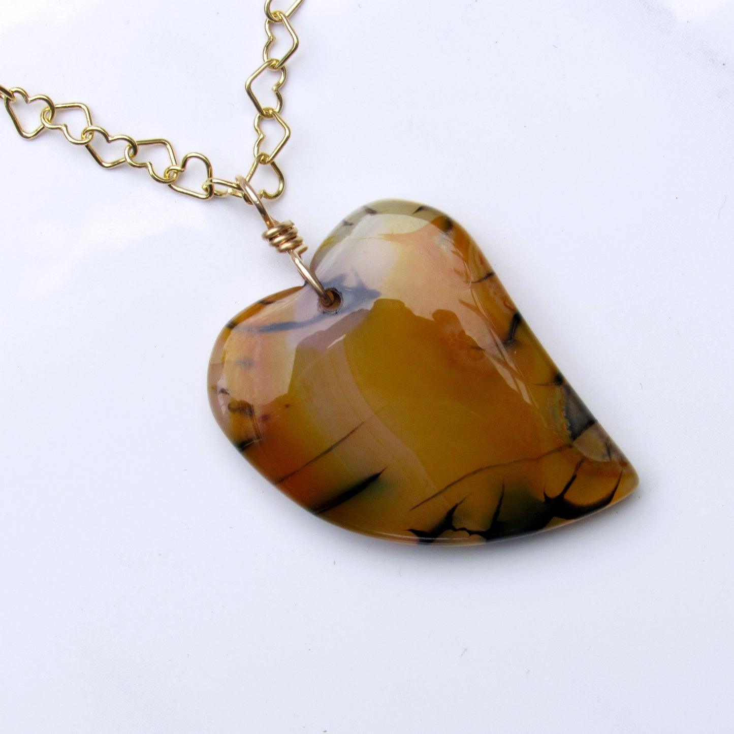 Dragon’s Vein Agate gemstone heart on gold heart chain necklace