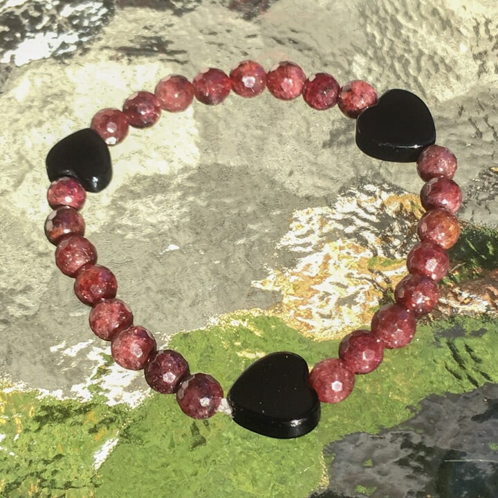 Women’s Fire Agate and Onyx Gemstone Heart