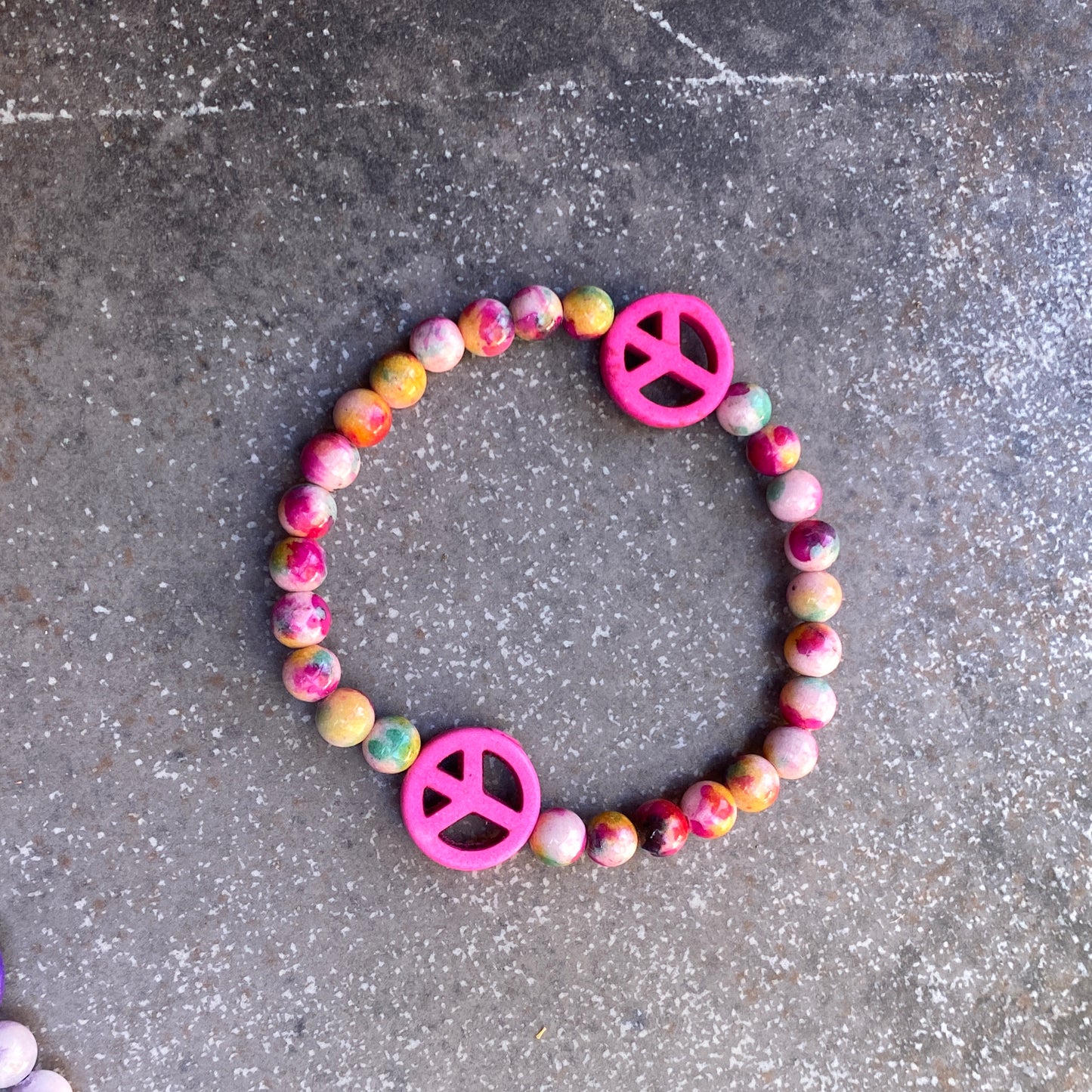 “Tie dye” Genuine Jade Gemstone Peace Sign Stretch Bracelets