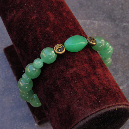 Green Aventurine gemstone and Puter Yin Yang Stretch Bracelet