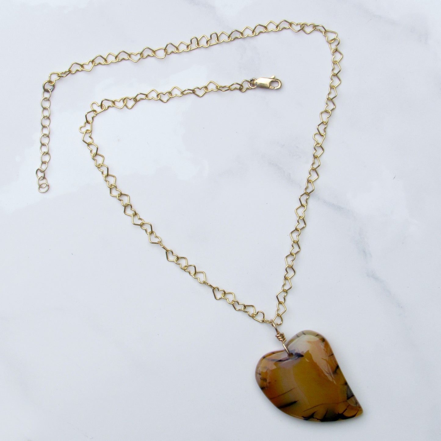 Dragon’s Vein Agate gemstone heart on gold heart chain necklace