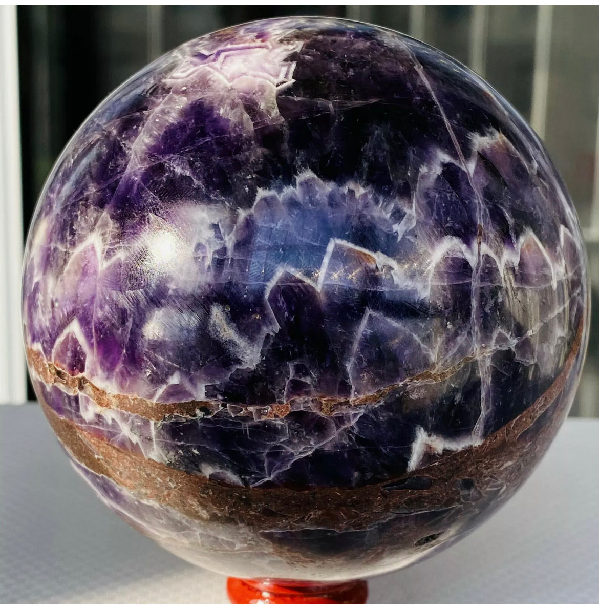 Natural Dreamy Amethyst gemstone Sphere