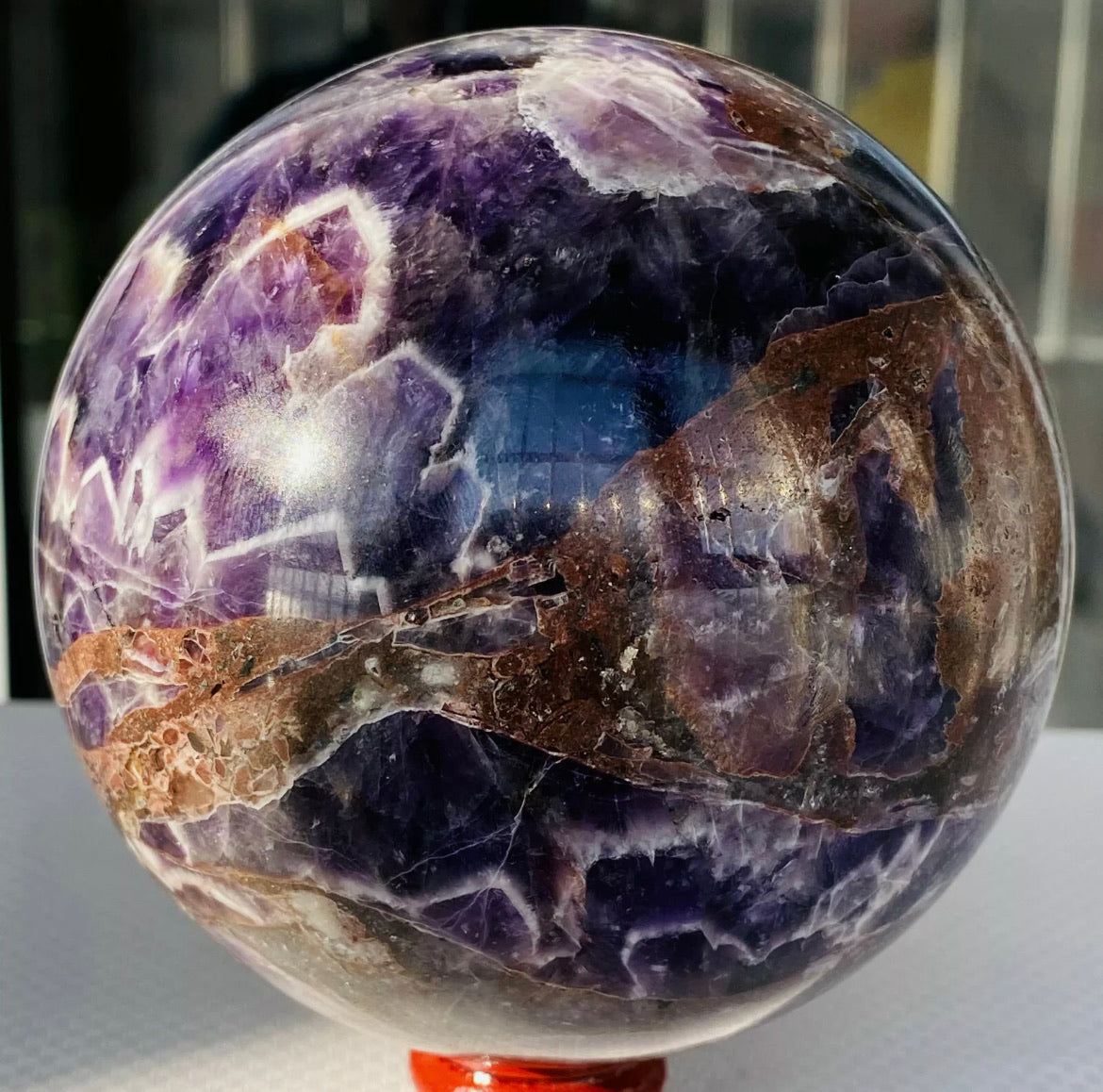 Natural Dreamy Amethyst gemstone Sphere