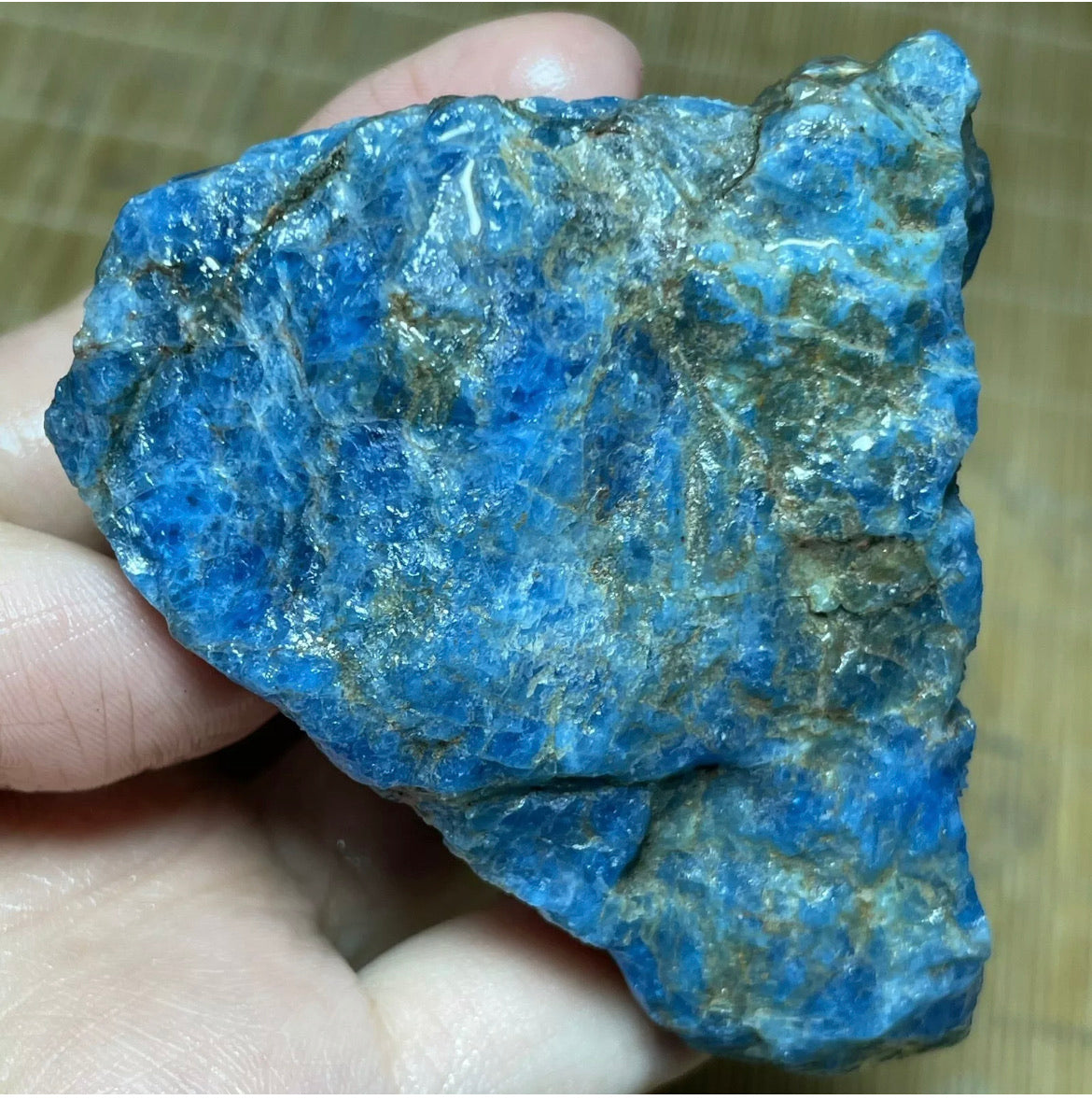 Natural Apatite semiprecious gemstone Rock