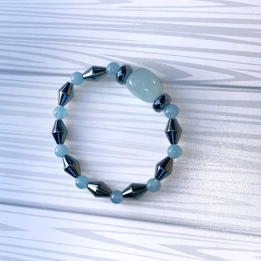 Aquamarine and Hematite gemstone stretch Bracelet