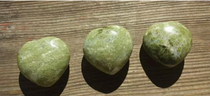 Natural Vasonite  Puffy Heart reiki semiprecious green gemstone healing 40-45mm