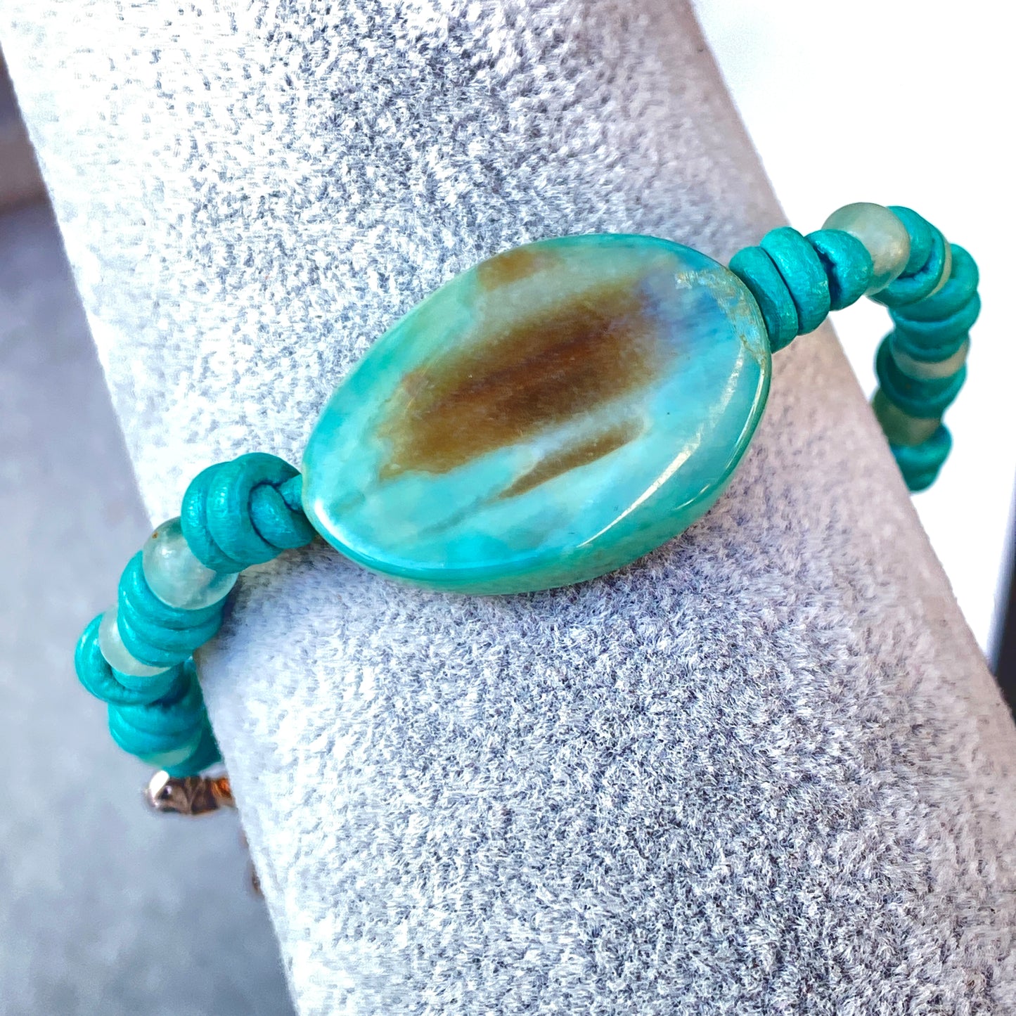 Agate and Fluorite gemstones on hand knotted Leather Bracelet