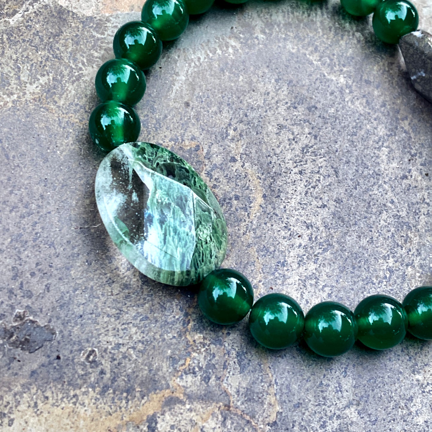 Green Onyx Gemstone, Green Moss Agate, and Pyrite Men’s Stretch Bracelet