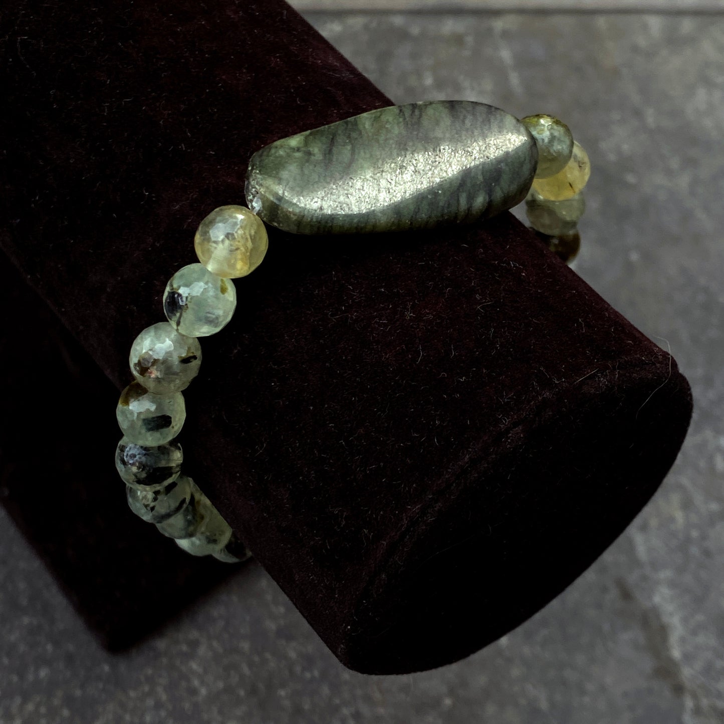 Men’s Kambaba Jasper Gemstone and Prehnite stretch Bracelet